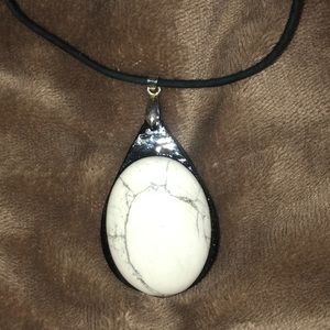 Wood & Howlite Necklace